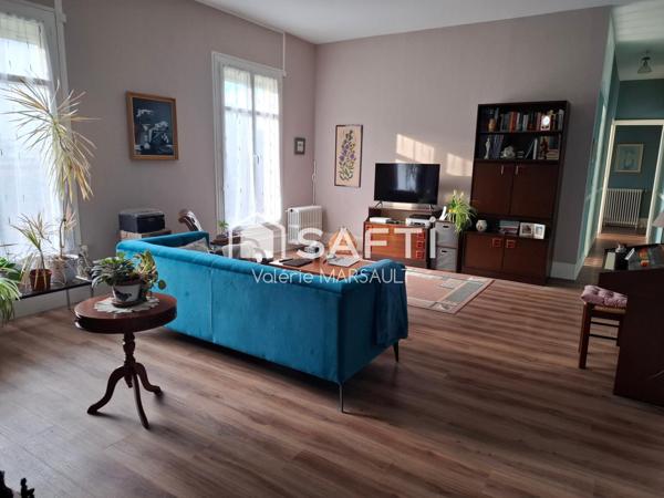 Plain pied lumineux de 142 m², charme de l’ancien