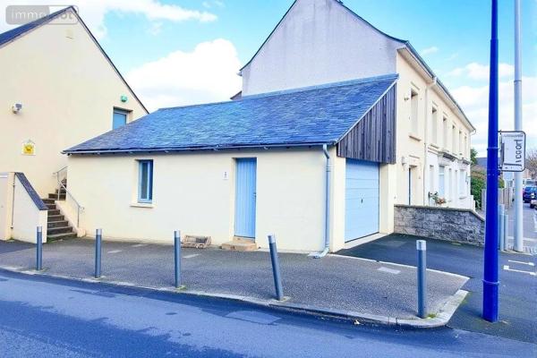 Garage - Parking à vendre à Saché dans l'Indre-et-Loire (37190), ref : 37072-660