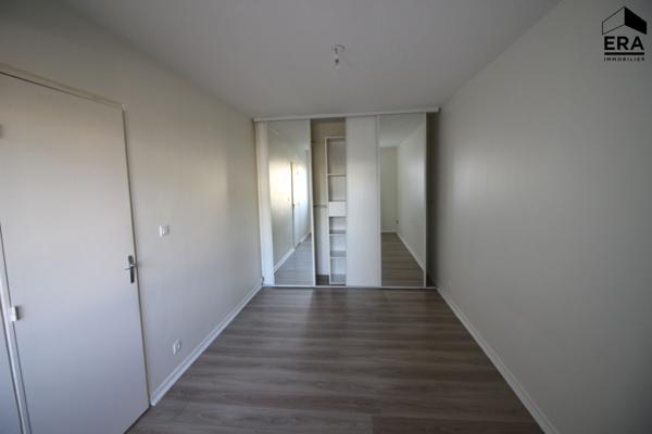 Type 3/4 de 76m² - SAINT CYR SUR LOIRE