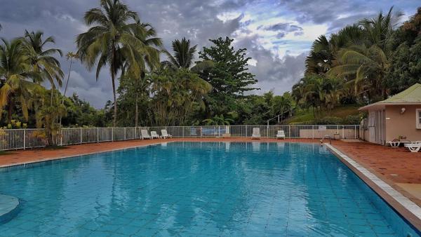 Appartement T2 Bis avec jardin et accès plage – Domaine de Sainte-Marie