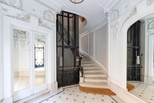 Appartement Paris 8e - EUROPE / BATIGNOLLES