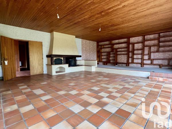 Maison d’architecte 6 pièces de 203 m² à Saint-Florent-sur-Cher (18400)