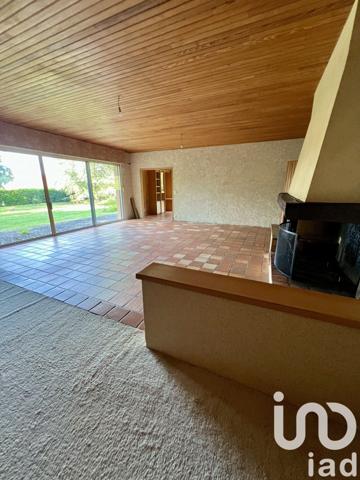 Maison d’architecte 6 pièces de 203 m² à Saint-Florent-sur-Cher (18400)