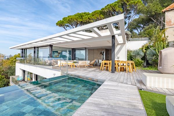 Marseille (13007) Propriété d'exception vue mer panoramique - Roucas Blanc