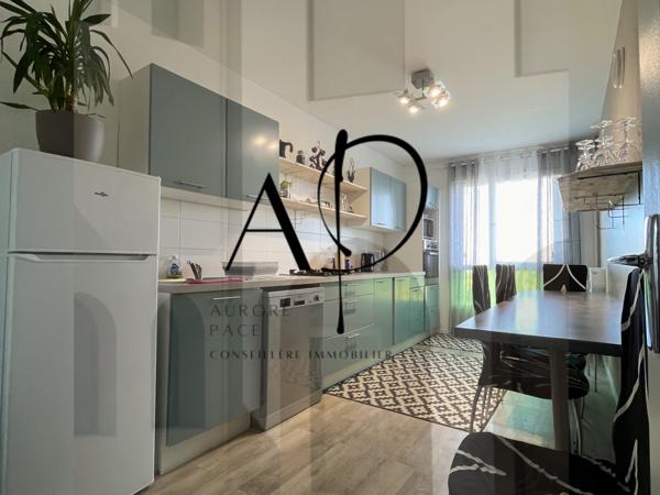 Honfleur (14600) Appartement à vendre 4 pièces - HONFLEUR - 3 chambres - 99 m2 - wc separé