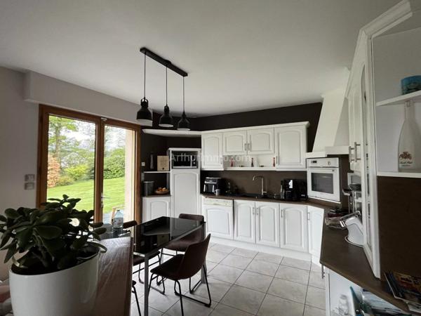 Vente Maison 8 pièces 230 m2 à Uzel