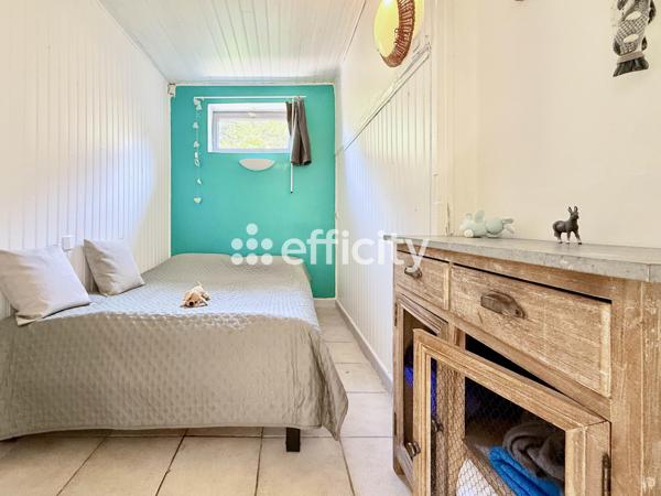 Maison
         3 pièces
        - 60 m²