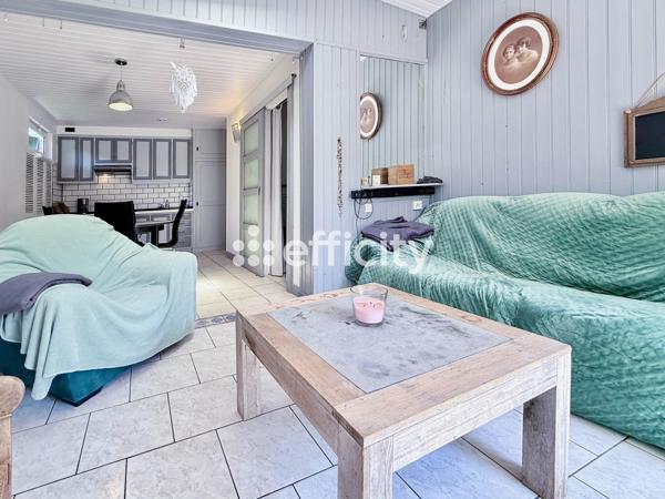 Maison
         3 pièces
        - 60 m²