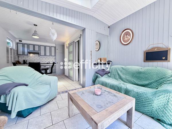 Maison
         3 pièces
        - 60 m²