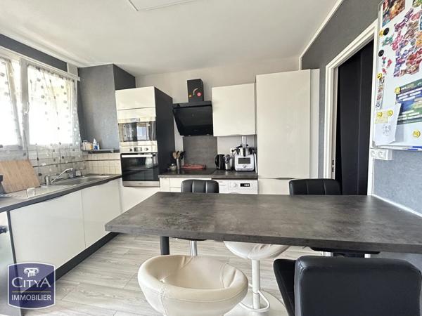 Appartement à vendre 4 pièces 77.16m² Le Mans (72000)