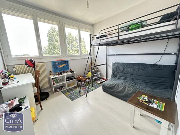 Appartement à vendre 4 pièces 77.16m² Le Mans (72000)