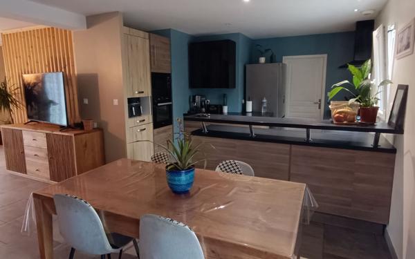 Maison à vendre    5 pièces •  Chinon