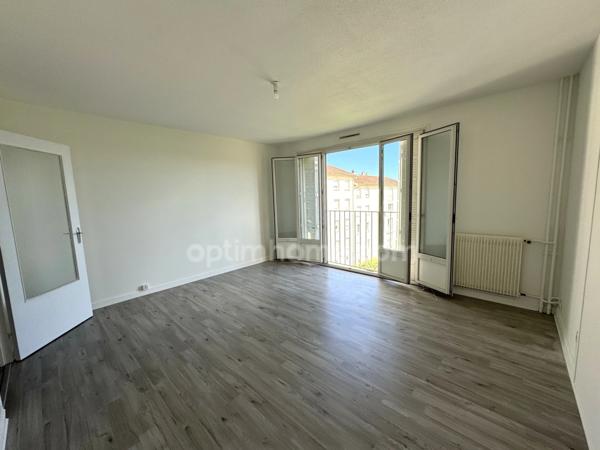 Appartement 3 pièces avec balcon, garage et cave – Mâcon (71)