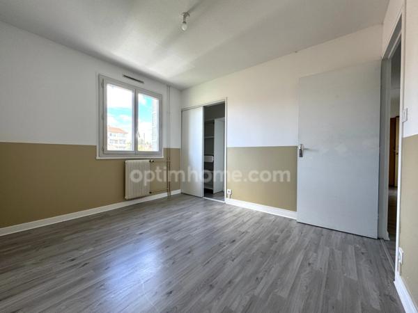 Appartement 3 pièces avec balcon, garage et cave – Mâcon (71)