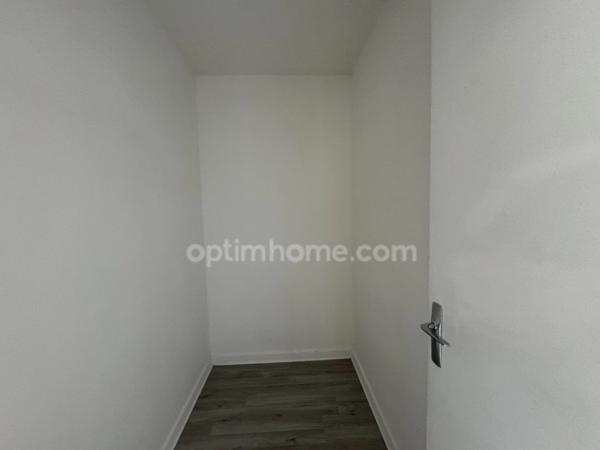 Appartement 3 pièces avec balcon, garage et cave – Mâcon (71)