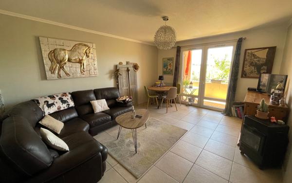 Appartement à vendre    4 pièces • 80 m2 Sanary-sur-Mer