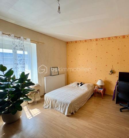 Maison traditionnelle de 245 m²