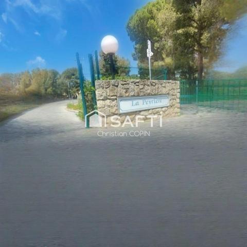 CHARMANT STUDIO À VENDRE À BANDOL