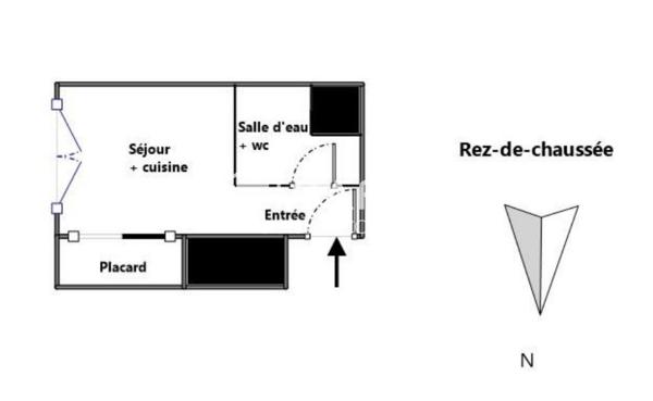 CHARMANT STUDIO À VENDRE À BANDOL