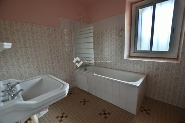 2 APPARTEMENTS T4 + GARAGE ET PARKING