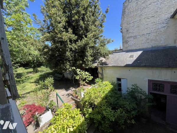 Proche Abbayes Aux Hommes - Maison de Maitre du XIXème - Terrain 620 m2 - Prévoir travaux.