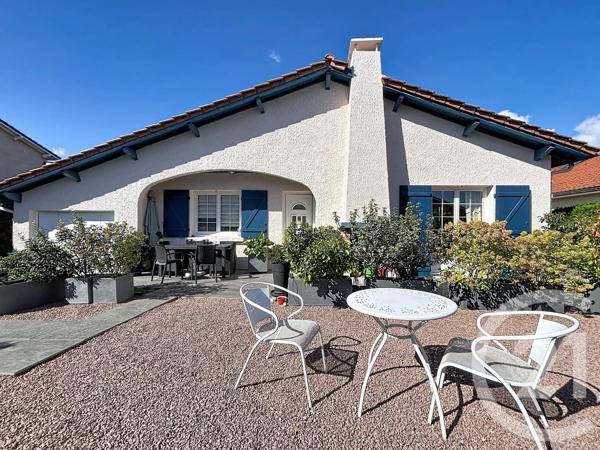 Maison à vendre  4 pièces - 80,83 m 2   RIOM  - 63
