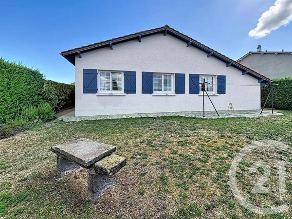Maison à vendre  4 pièces - 80,83 m 2   RIOM  - 63
