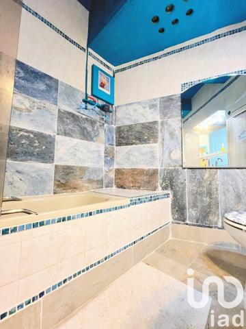 Appartement 3 pièces de 73 m² à Port-Vendres (66660)