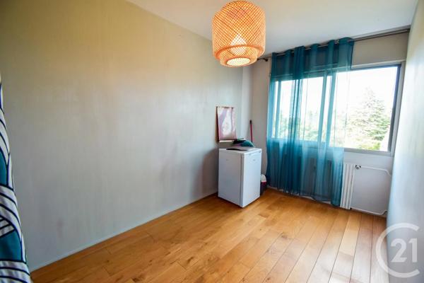 Appartement F4 à vendre  4 pièces - 105,19 m 2   BELLEVILLE  - 69