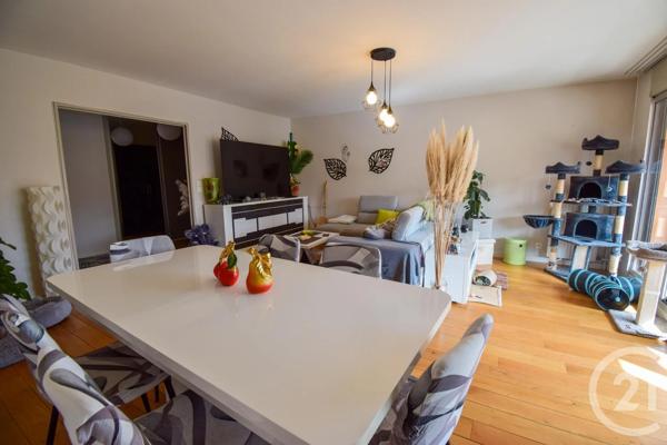 Appartement F4 à vendre  4 pièces - 105,19 m 2   BELLEVILLE  - 69