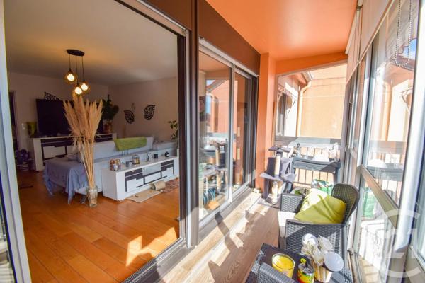 Appartement F4 à vendre  4 pièces - 105,19 m 2   BELLEVILLE  - 69