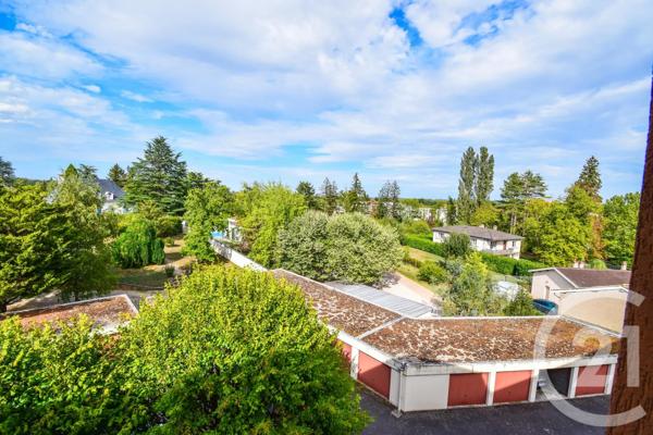 Appartement F4 à vendre  4 pièces - 105,19 m 2   BELLEVILLE  - 69