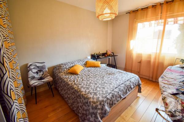Appartement F4 à vendre  4 pièces - 105,19 m 2   BELLEVILLE  - 69