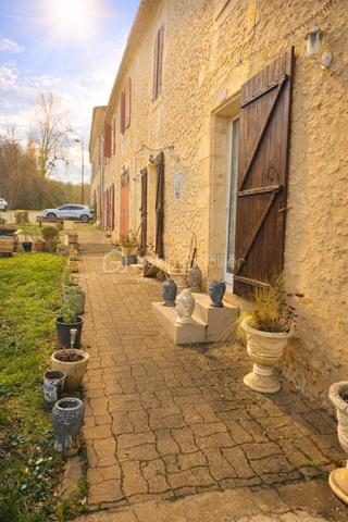 Maison ancienne de 104,39 m²