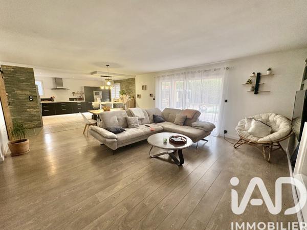 Maison à vendre 4 pièces 109 m² Saint-Geniès-de-Malgoirès