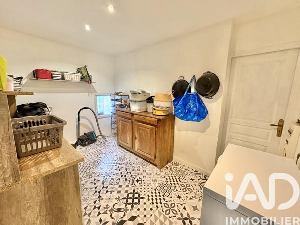 Maison à vendre 4 pièces 109 m² Saint-Geniès-de-Malgoirès