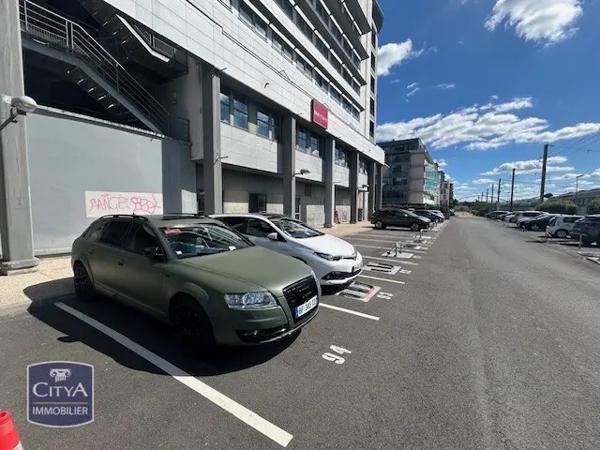 Parking à vendre 15m² Tours (37000)