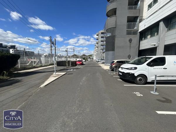 Parking à vendre 15m² Tours (37000)