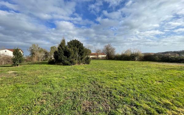 Maison à vendre    5 pièces • 122 m2 Riscle