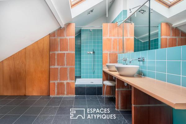 Maison d’architecte avec terrasses et jardin