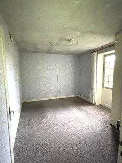 Belle bâtisse en pierre A RENOVER