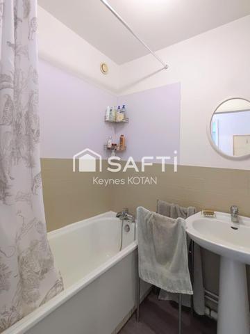 Appartement à rénover dans une belle résidence recherchée