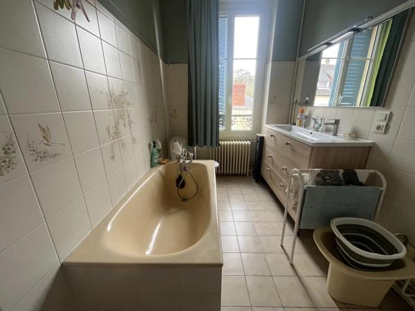 Vente Maison 8 pièces 170 m2 à Garchizy