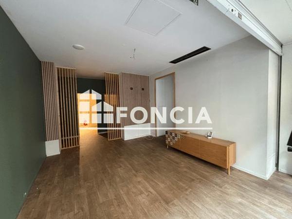 Location Local commercial 1 pièce 63 m² - 5 RUE GUSTAVE COURBET Paris 75116