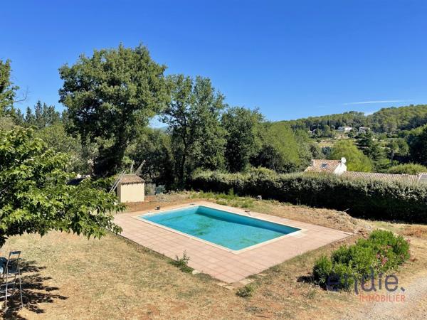 LORGUES VILLA T7 PISCINE GARAGE CAVE