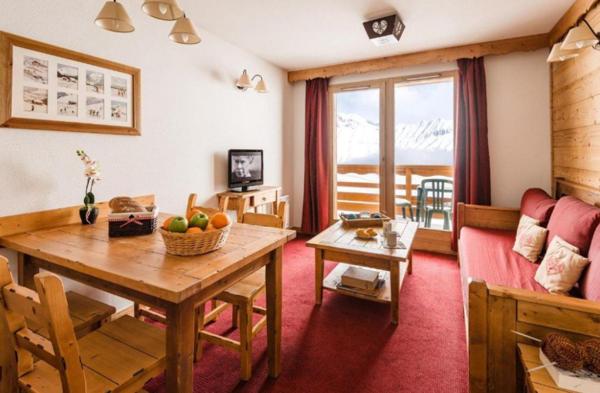 INVESTISSEMENT LOCATIF – FONTCOUVERTE LA TOUSSUIRE – Résidence de Tourisme Les Hauts de Comborcière - 6,04% de rentabilité