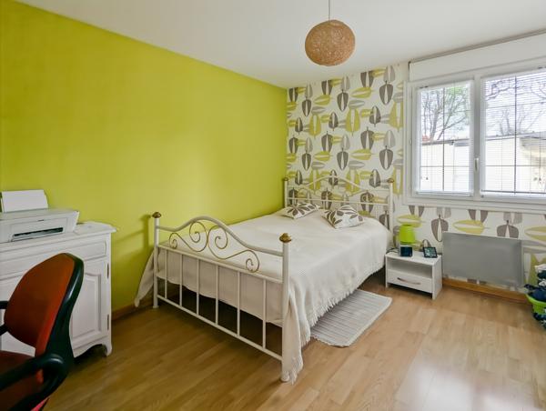 Laval (53000) MAISON AVEC GRAND PARCELLE LAVAL 53000