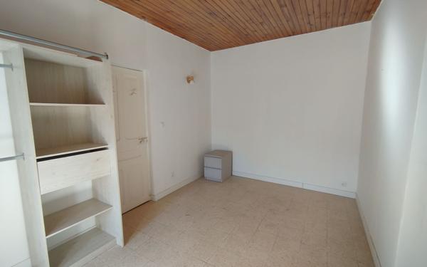 Appartement à louer    2 pièces •  Les Vans