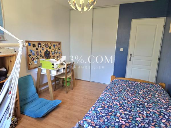 Villa 6 pièce(s) 4 chambre(s) 131 m²