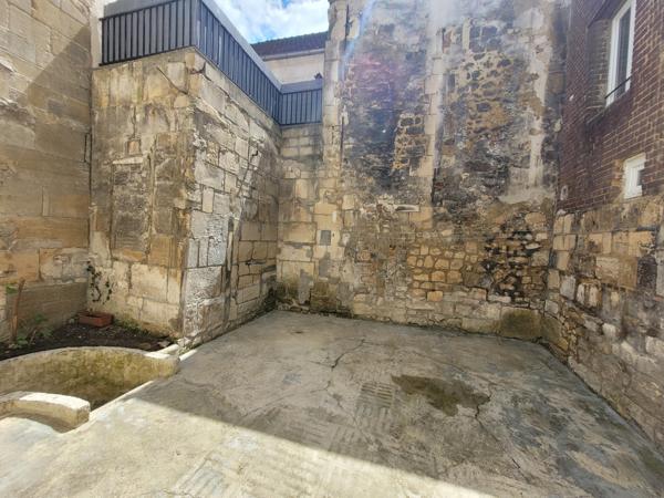 PONT STE MAXENCE F2 - Avec terrasse